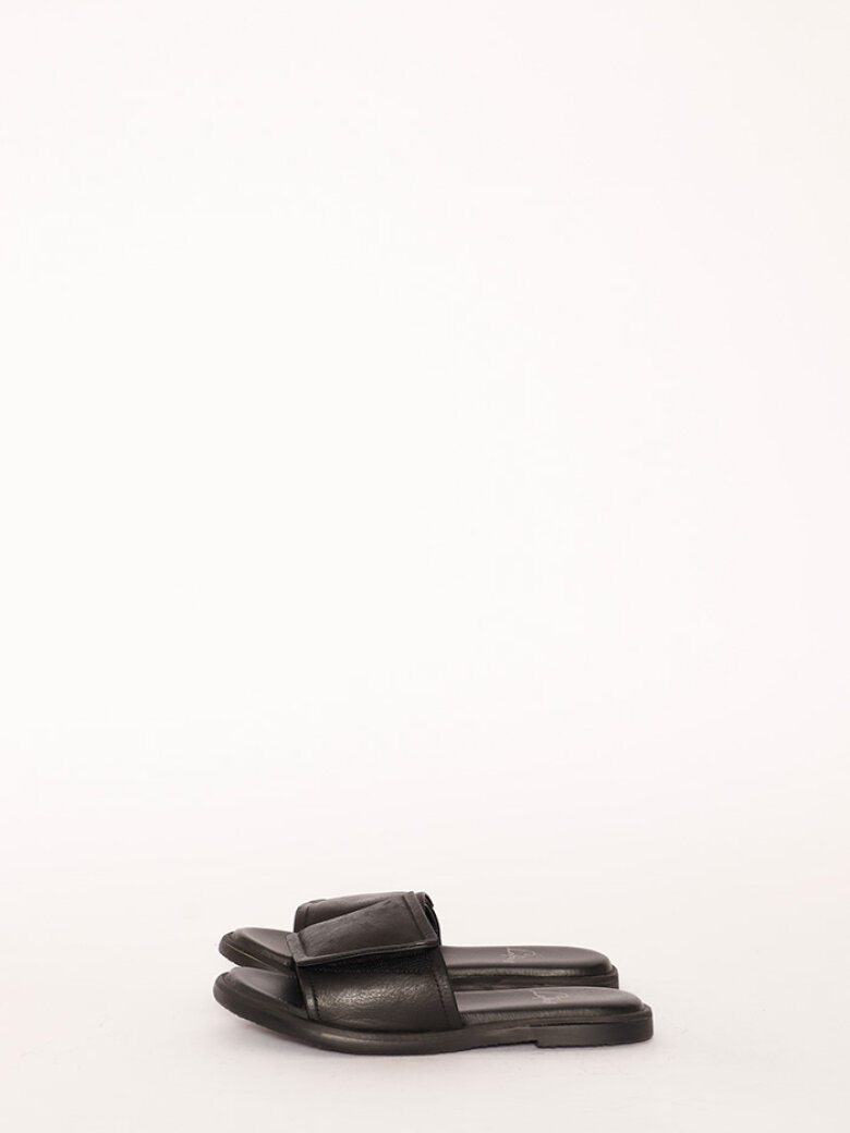 Lofina - Lofina sandal med velcro