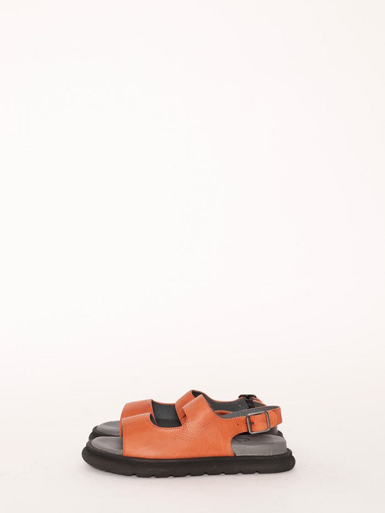 Lofina - Lofina sandal med metalspænde