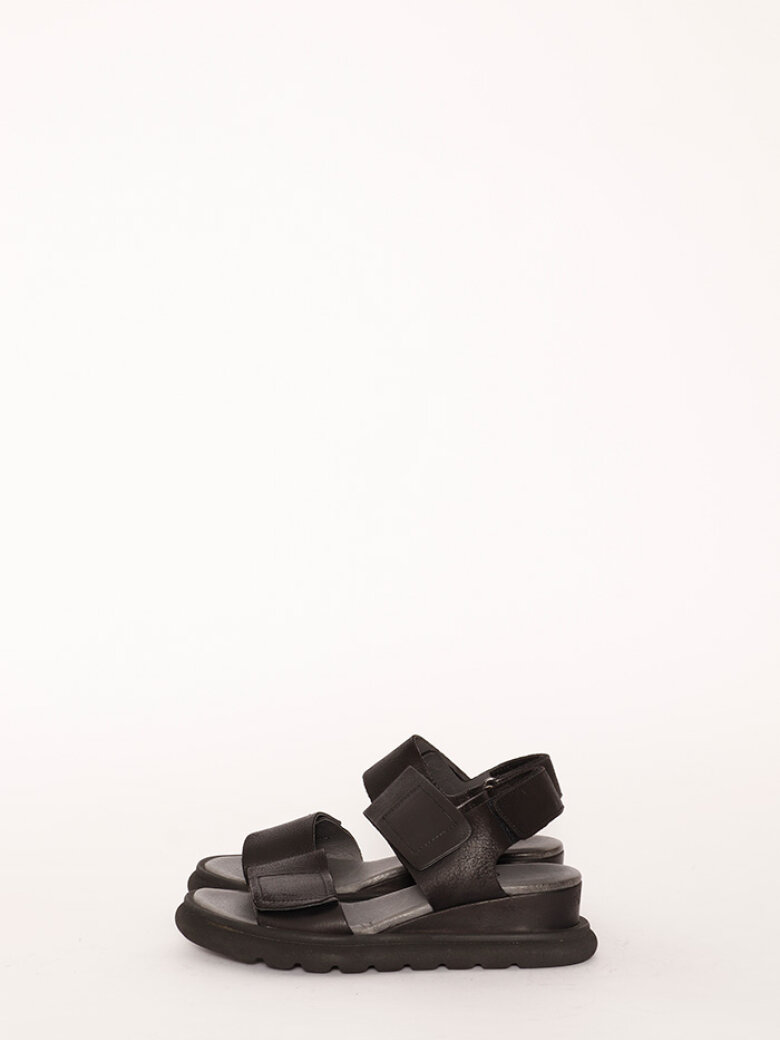 Lofina - Lofina sandal with wedge heel