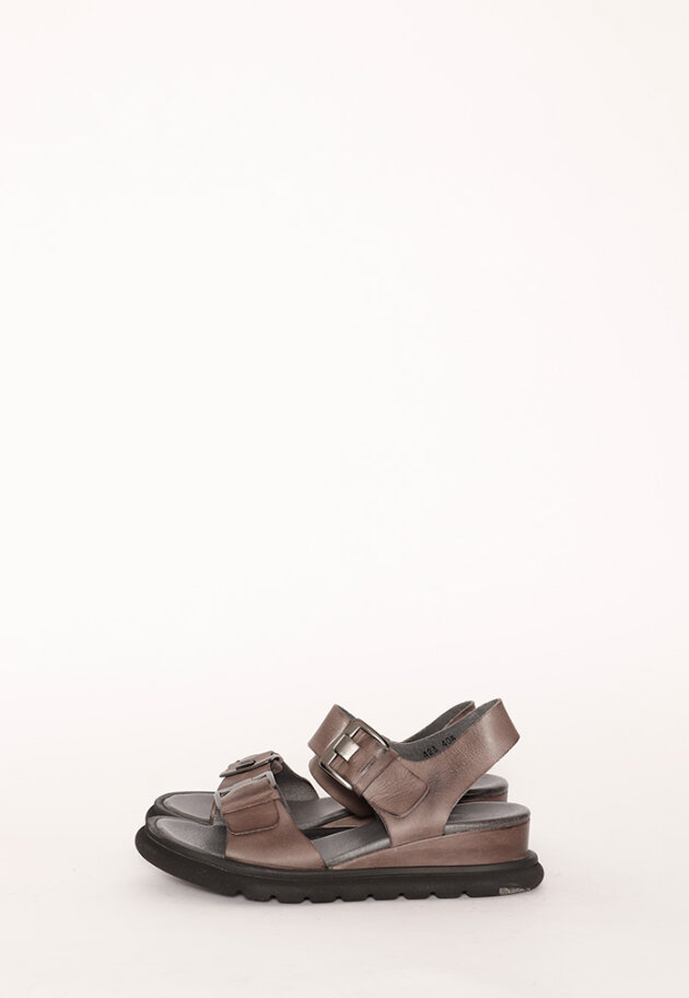 Lofina - Lofina sandal med kilehæl