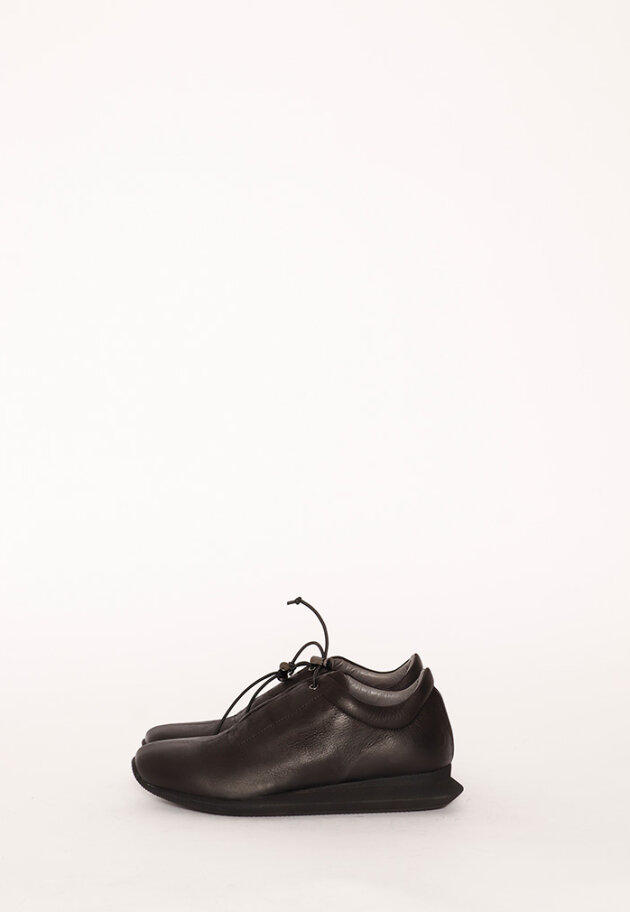 Lofina - Lofina shoe with micro fiber sole