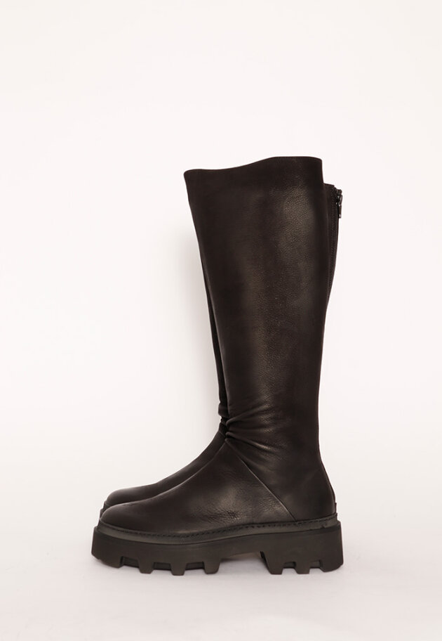 Lofina - Boot with a micro fiber sole and a zipper