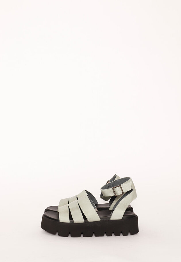 Lofina - Lofina sandal med spænde