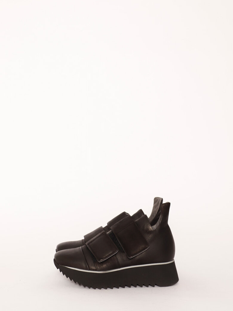Lofina - Sneaker med micro sål