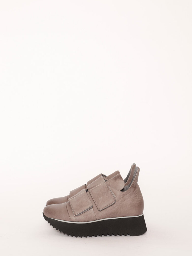 Lofina - Sneaker med micro sål