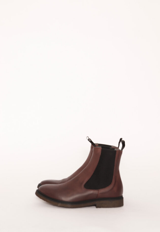 Lofina - Bootie with a raw rubber sole and elastics