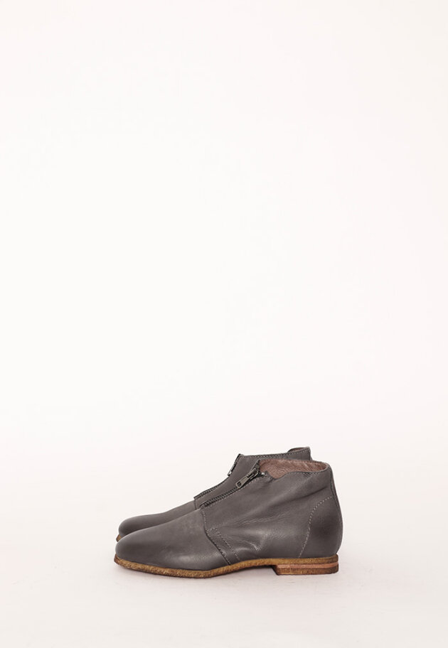 Lofina - Bootie with a raw rubber sole