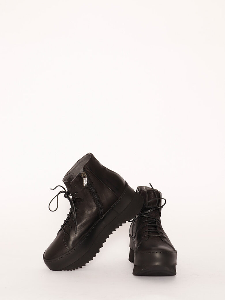 Lofina - Bootie with a laces and a zipper