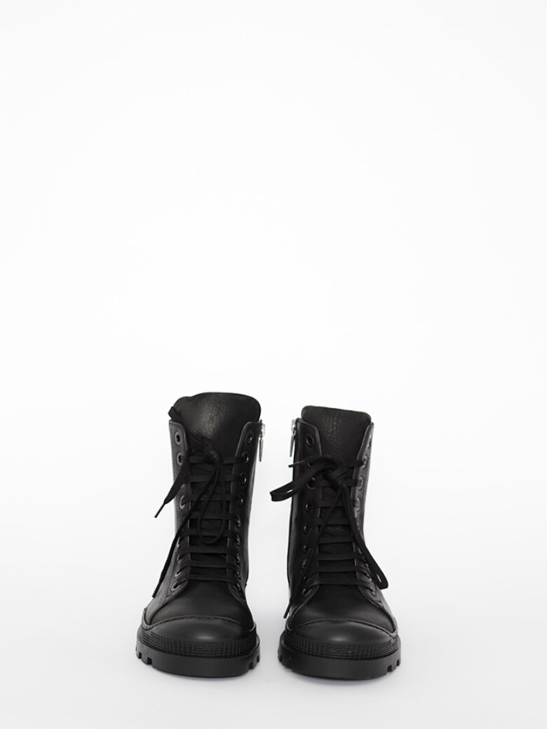 Lofina - Boot with laces