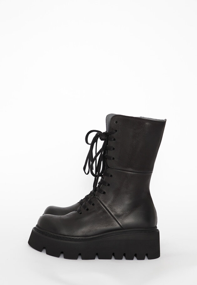 Lofina - Boot with laces and a zipper