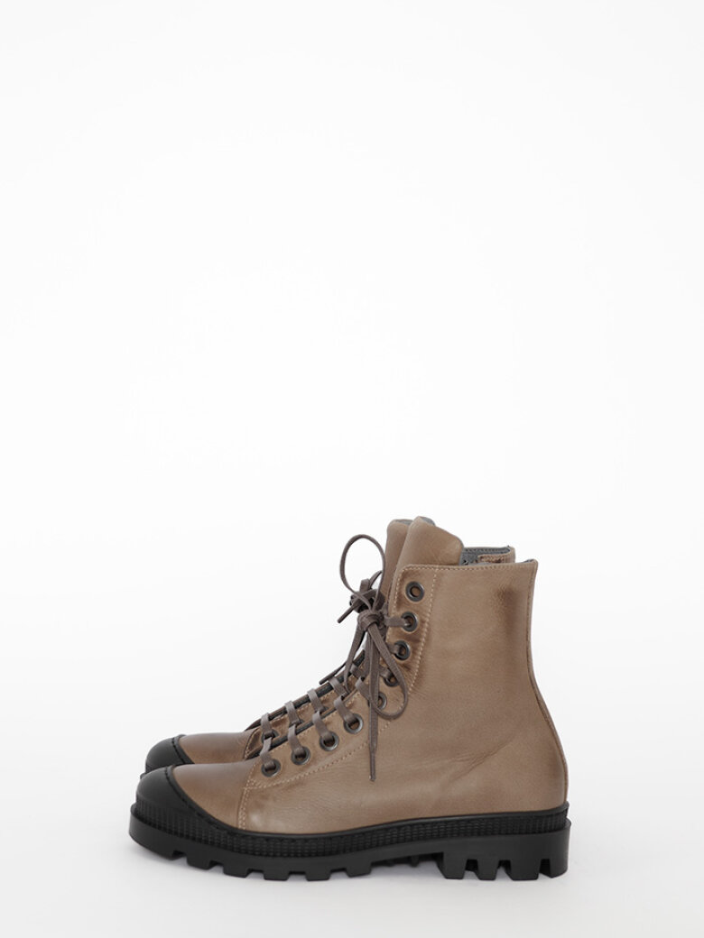 Lofina - Boot with laces