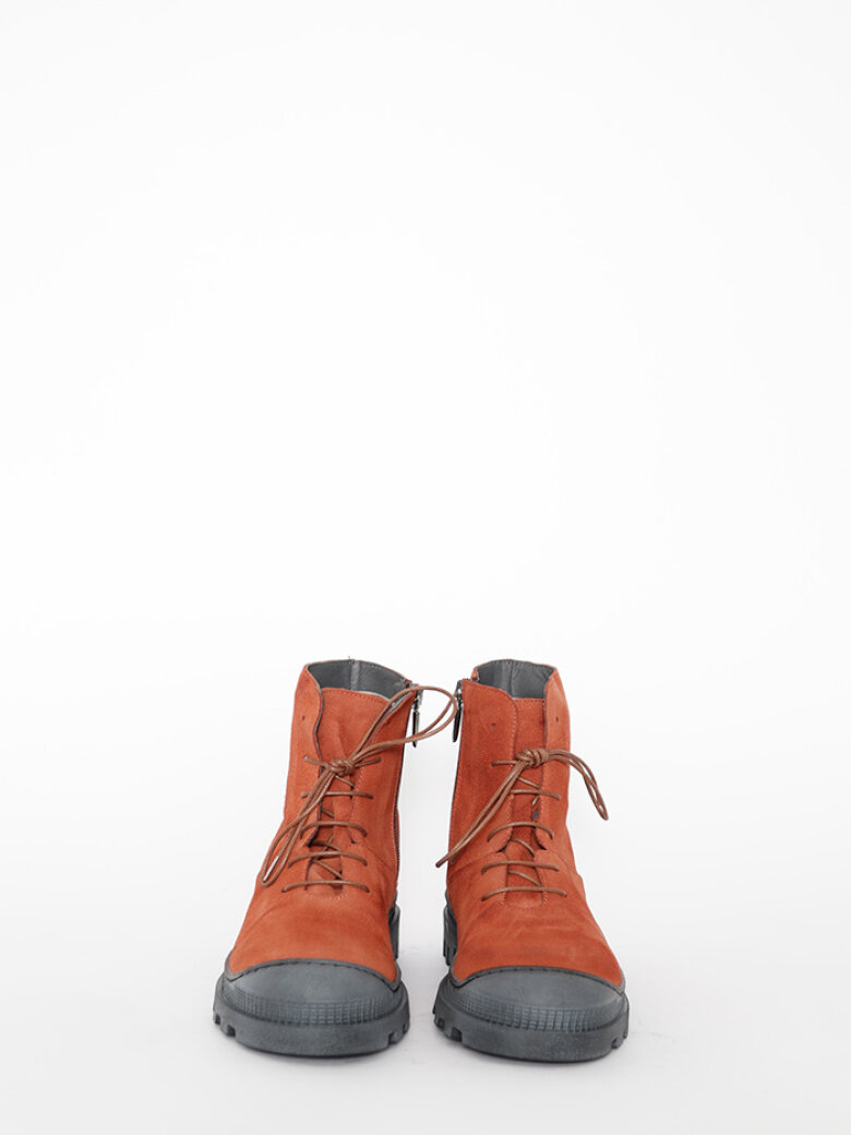 Lofina - Boots with laces and a zipper