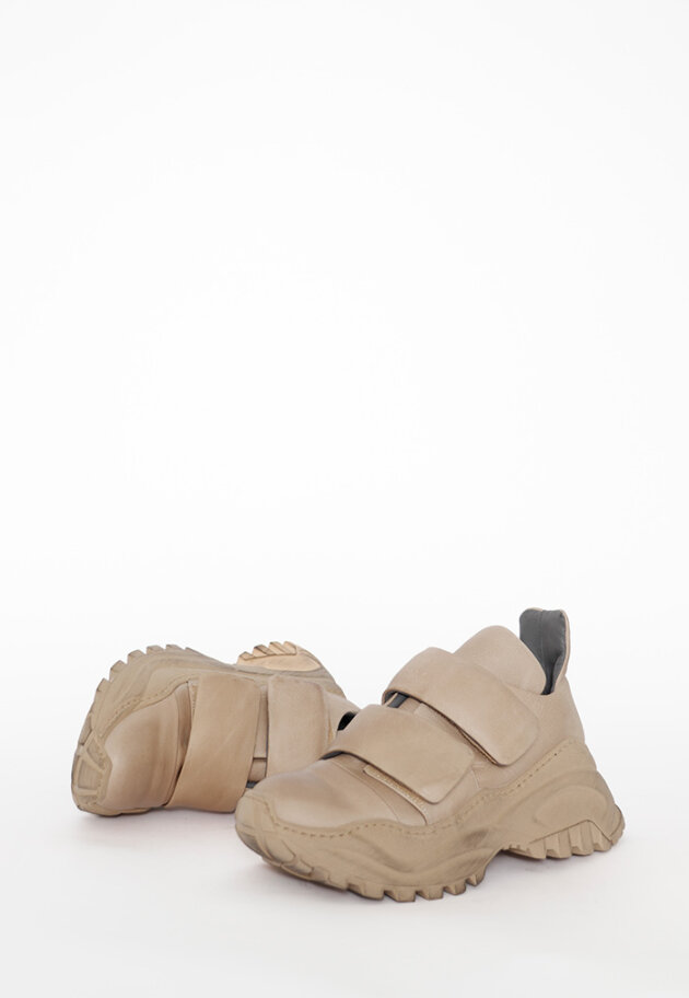 Lofina - Sneakers with velcro