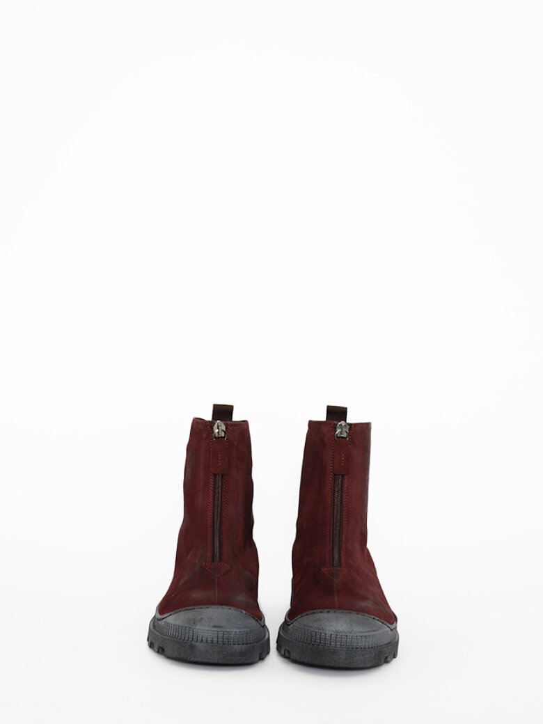 Lofina - Boots in suede with front zipper