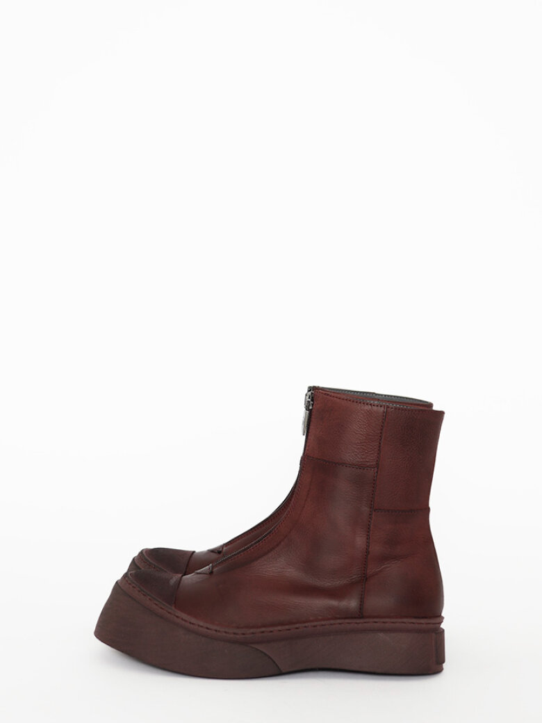 Lofina - Boot with front zipper