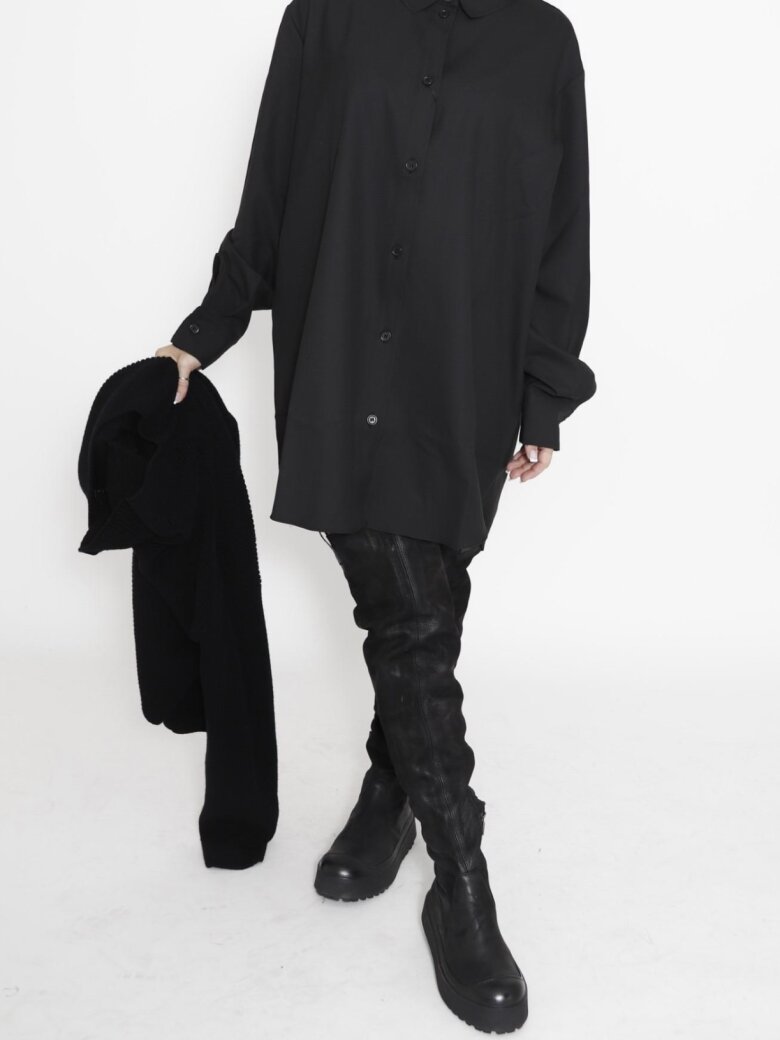 Sort Aarhus - Oversized fit shirt with buttons