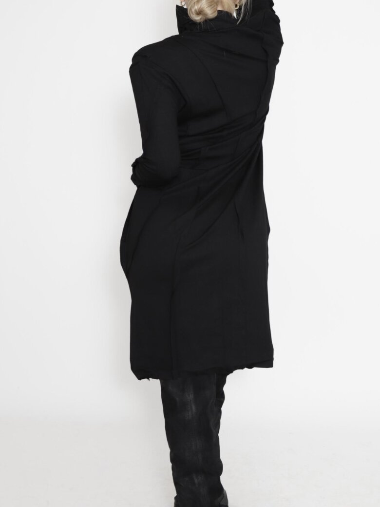Sort Aarhus - Tight dress with long sleeves and high neck