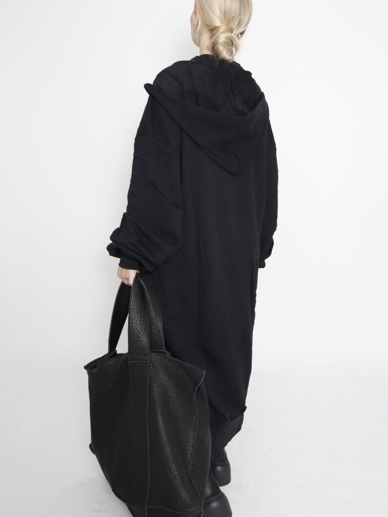 Sort Aarhus - Oversized long sweat with hoodie, zipper and slits