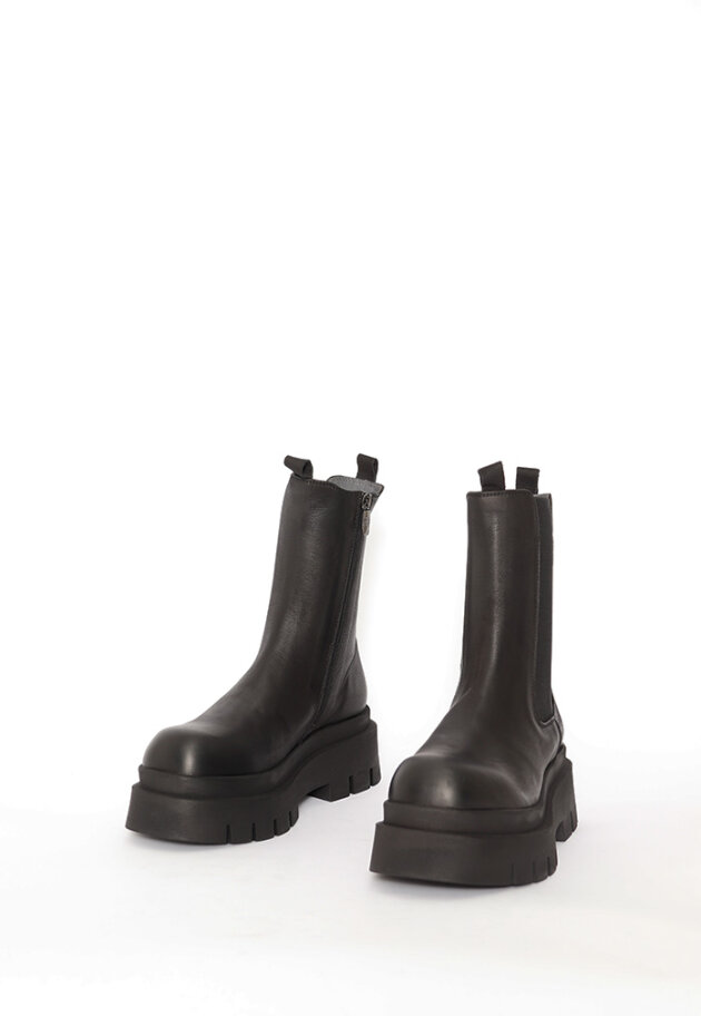 Lofina - Boots with elastic and zipper