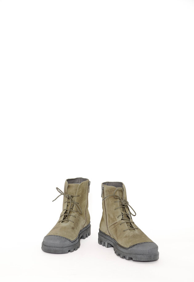 Lofina - Short boot with laces and zipper