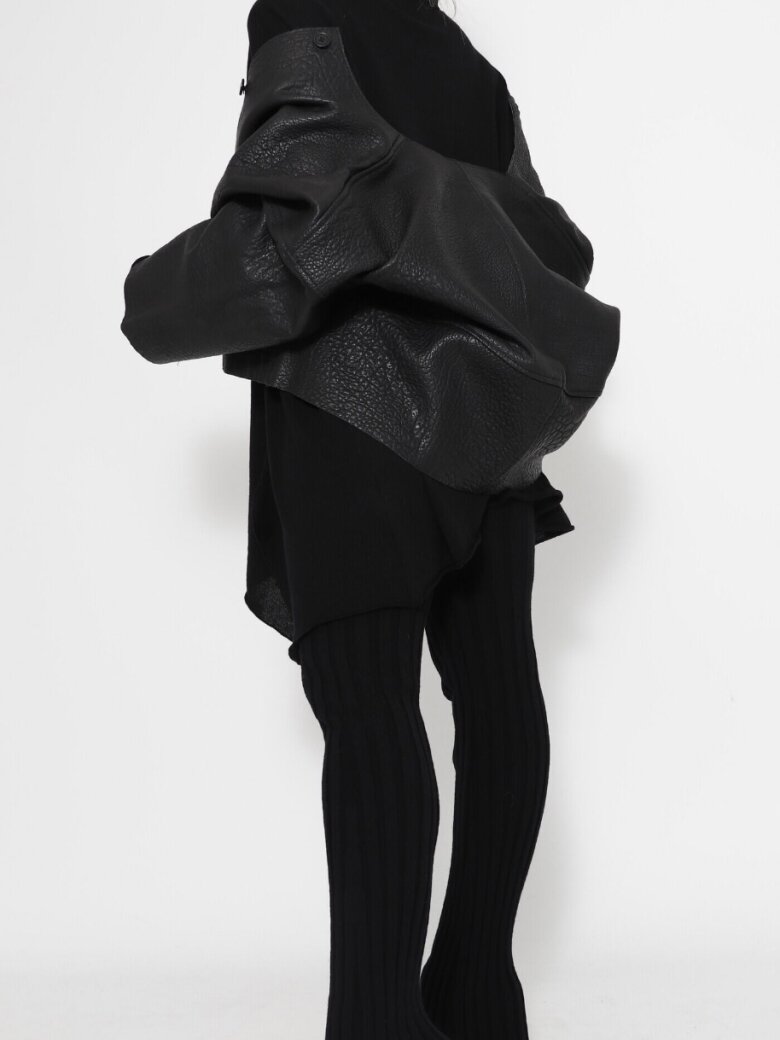 Sort Aarhus - Shrunked leather jacket with front buttons