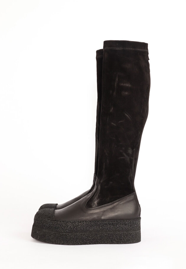 Lofina - Chunky long boot with suede stretch