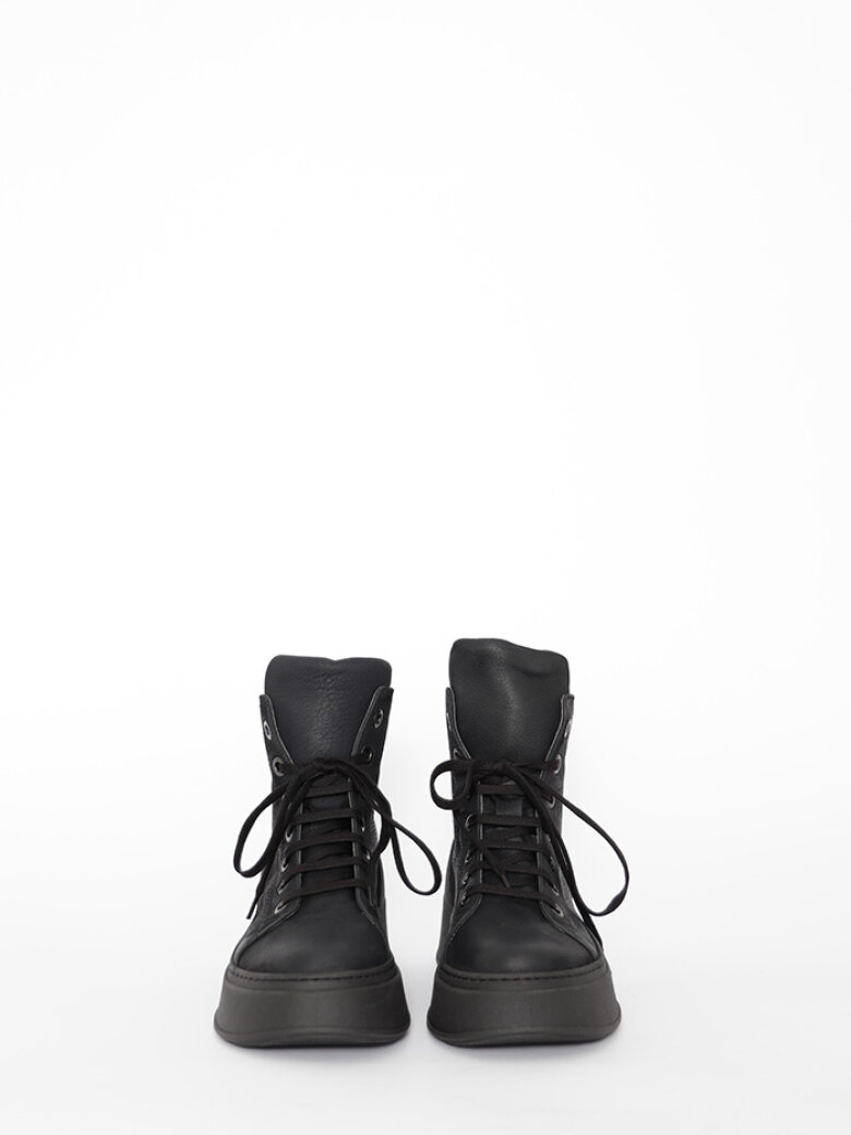 Lofina - Boots with laces