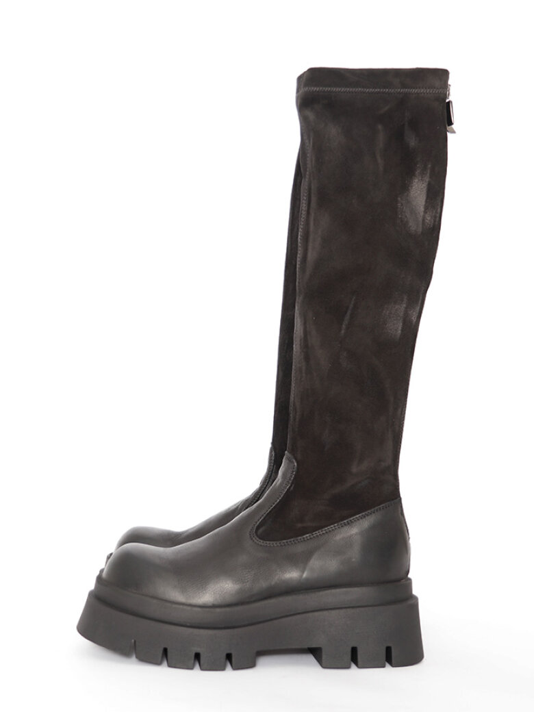 Lofina - Long boot with suede stretch skin and a zipper