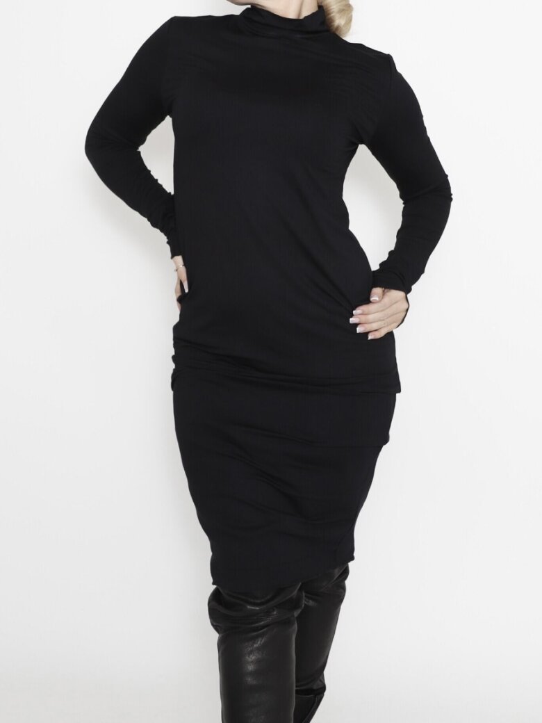 Sort Aarhus - Tight fit dress with high neck and long sleeves