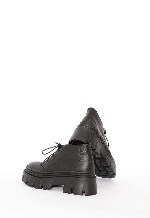 Lofina - Short boot with laces