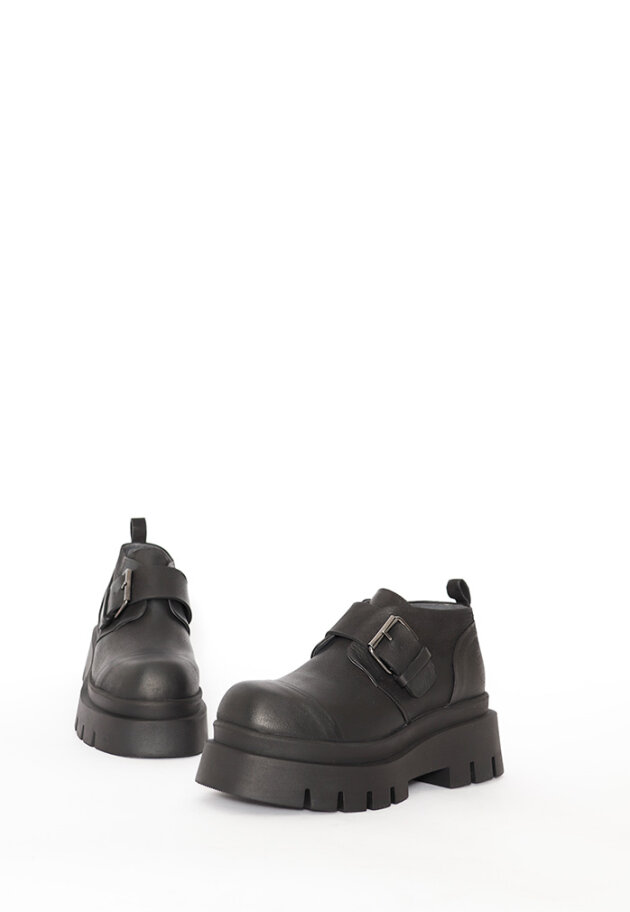 Lofina - Sko med spænde