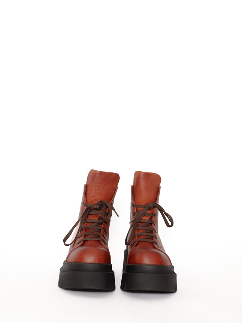 Lofina - Boot with laces