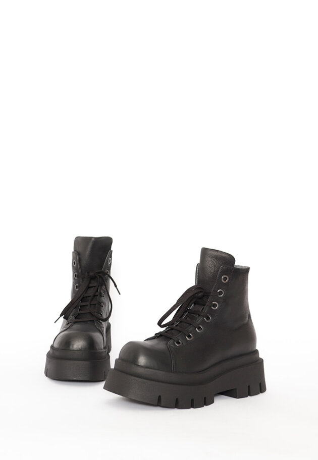 Lofina - Boot with laces