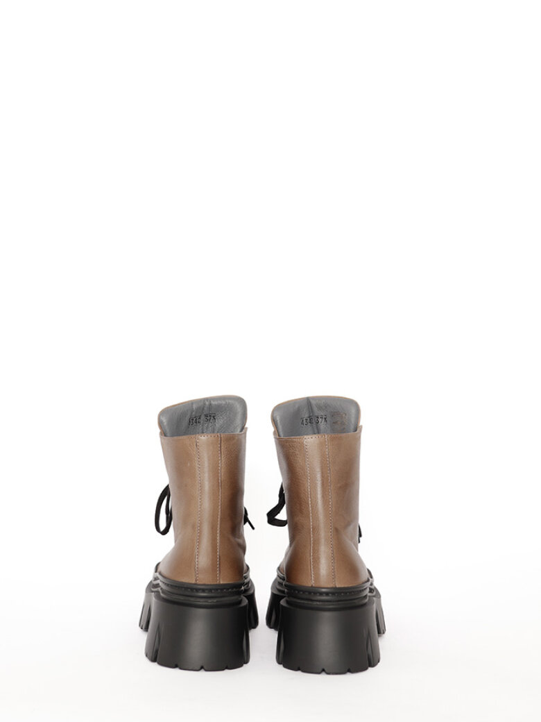 Lalin Boot Zero waste - shoes - Lofina - Boot with laces