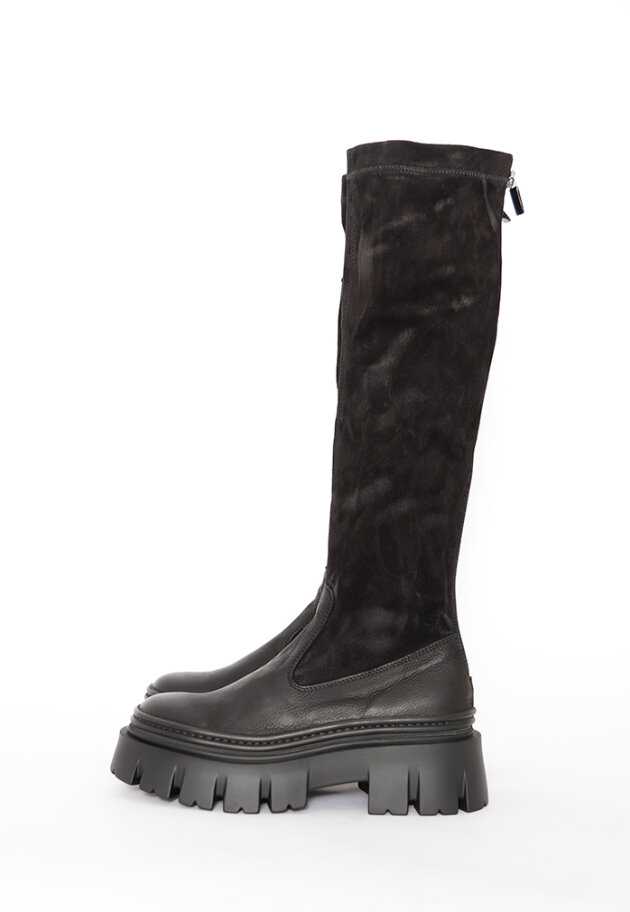 Lofina - Long boot with suede stretch skin