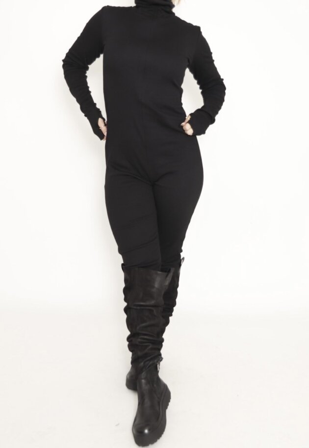 Sort Aarhus - Jumpsuit with long sleeves and legs