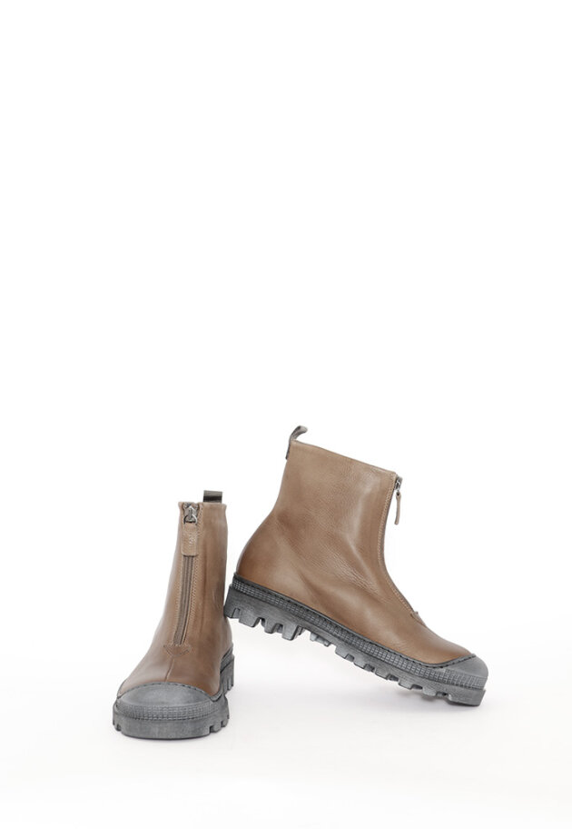 Lofina - Boot with front zipper