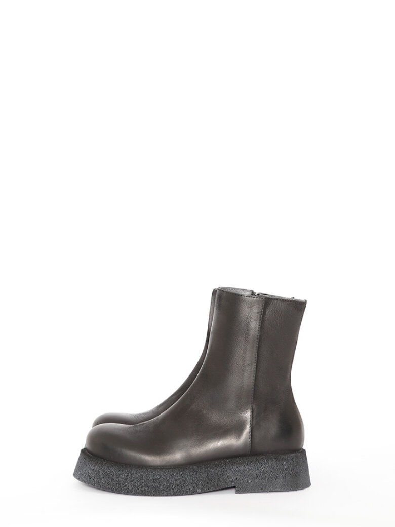 Lofina - Boot with zipper