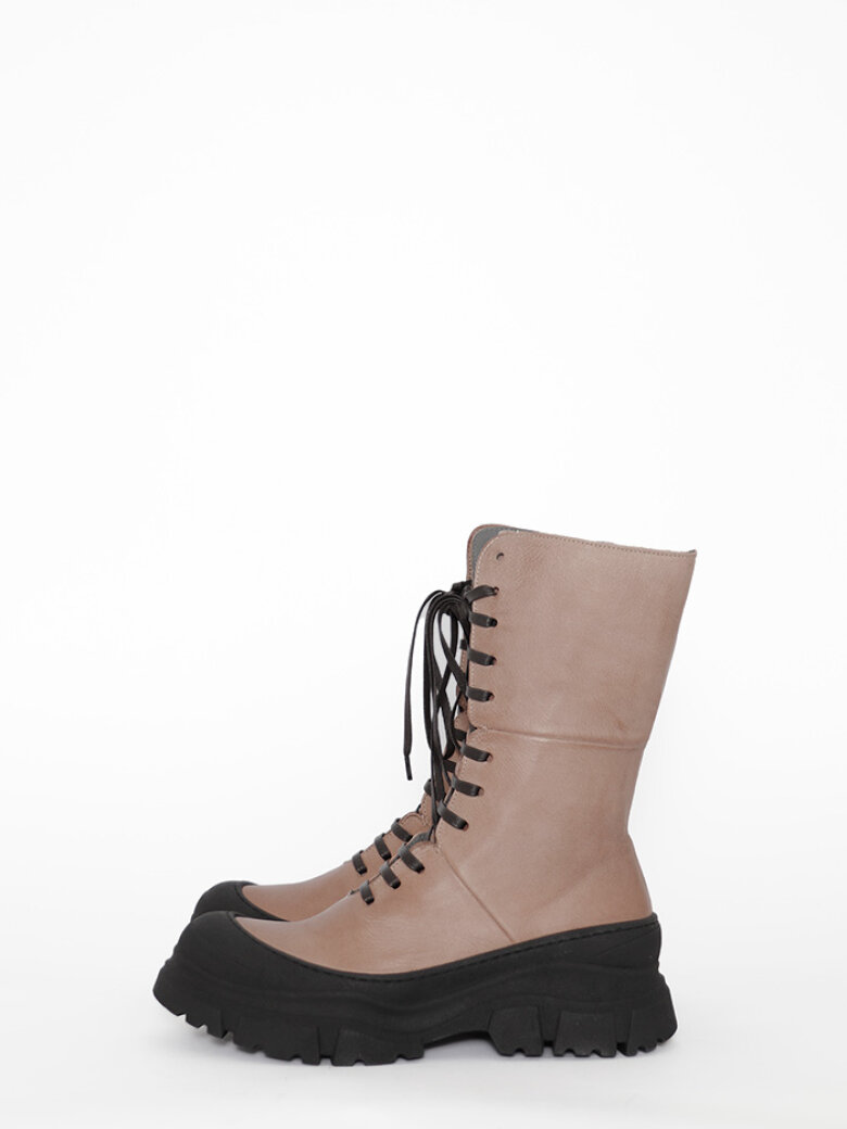 Lofina - Boot with laces