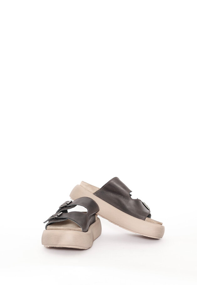 Lofina - Sandal with buckles