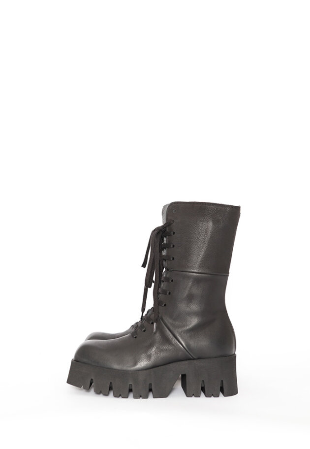 Lofina - Boot with laces and zipper