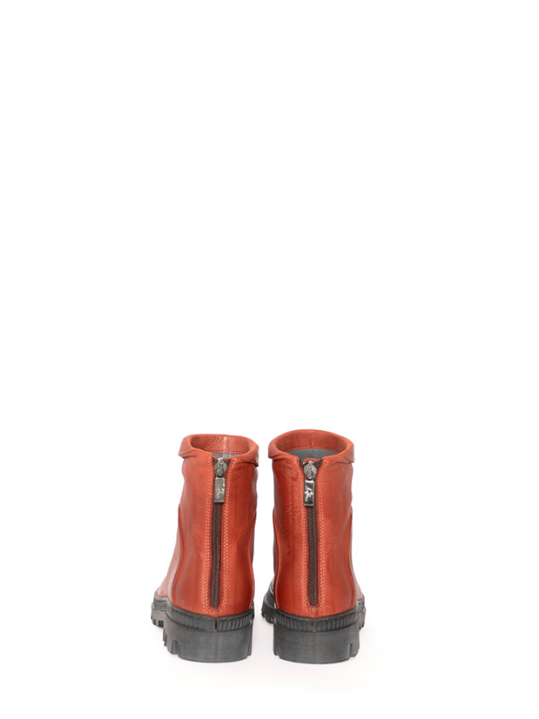 Lofina - Boot with back zipper