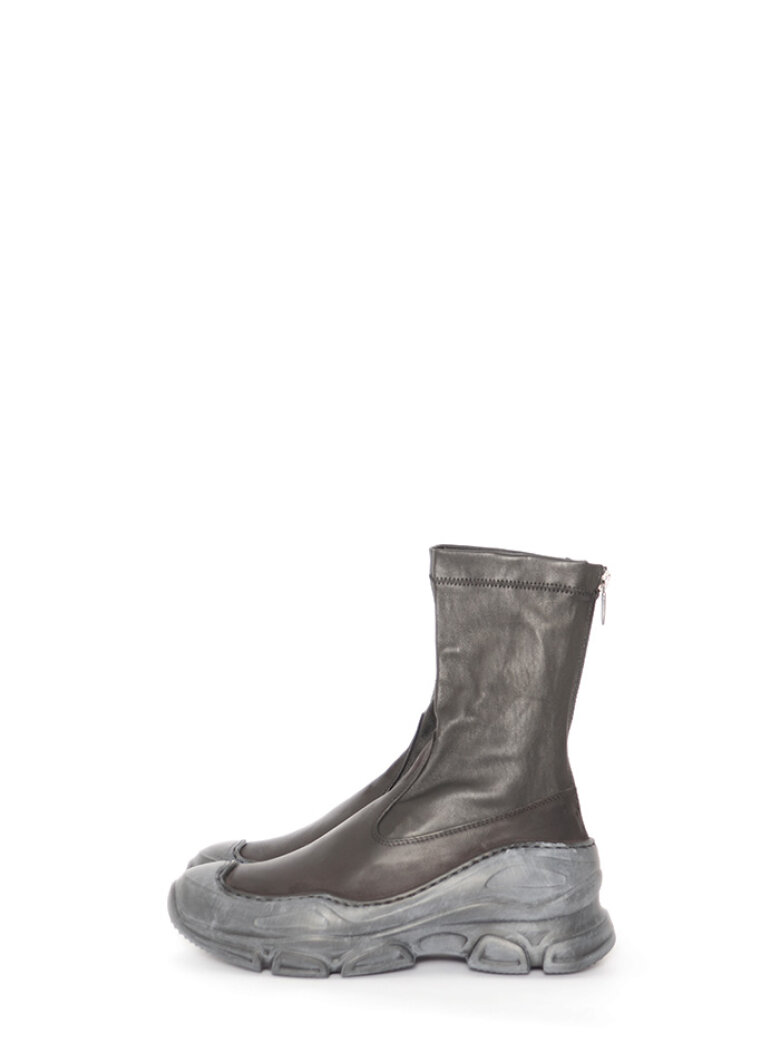 Lofina - Boot with stretch skin and zipper