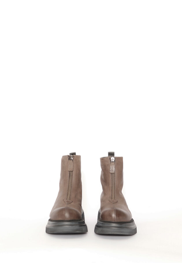 Lofina - Boot with front zipper