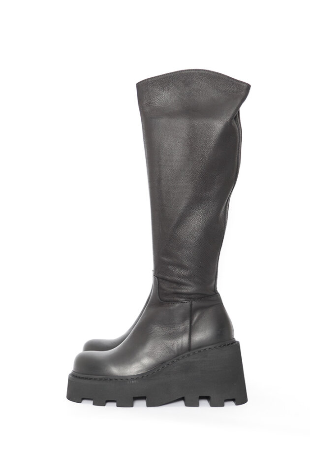 Lofina - Long boot with zipper