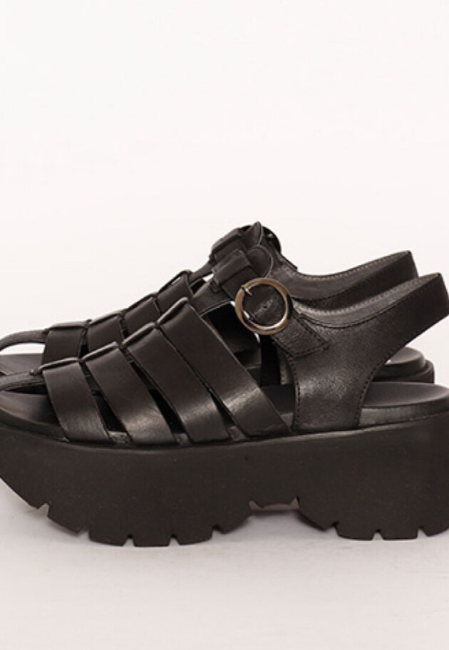 Lofina - Lofina sandal with a plateau sole