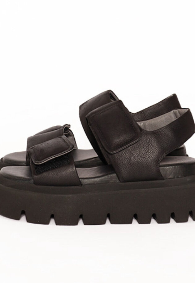 Lofina - Sandal with a micro sole, velcro and a strap