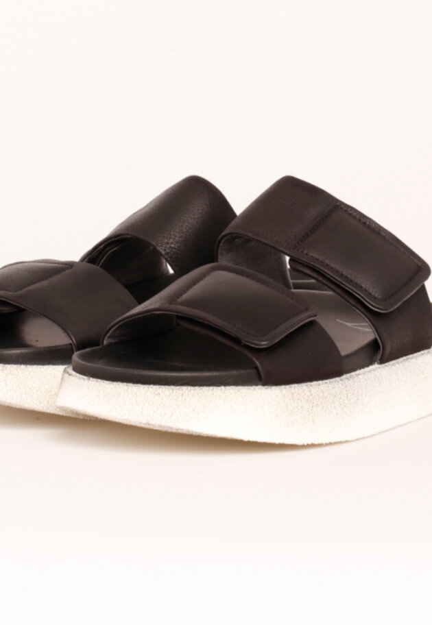 Lofina - Sandal med microsål og velcro
