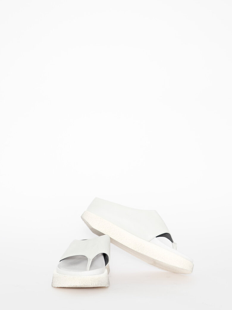 Lofina - Sandal med microsål 