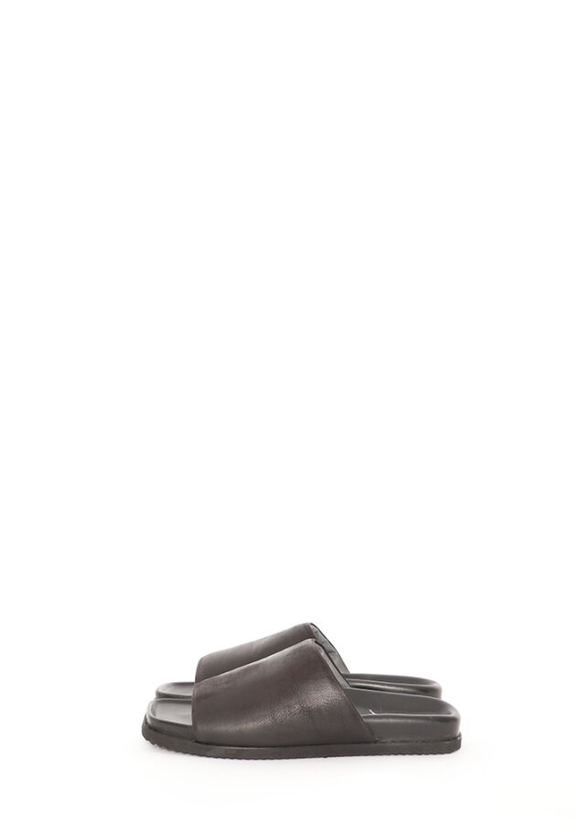 Lofina - Lofina sandal with angular toe